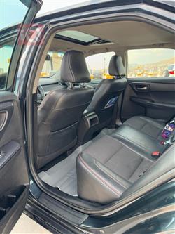 تۆیۆتا کامری